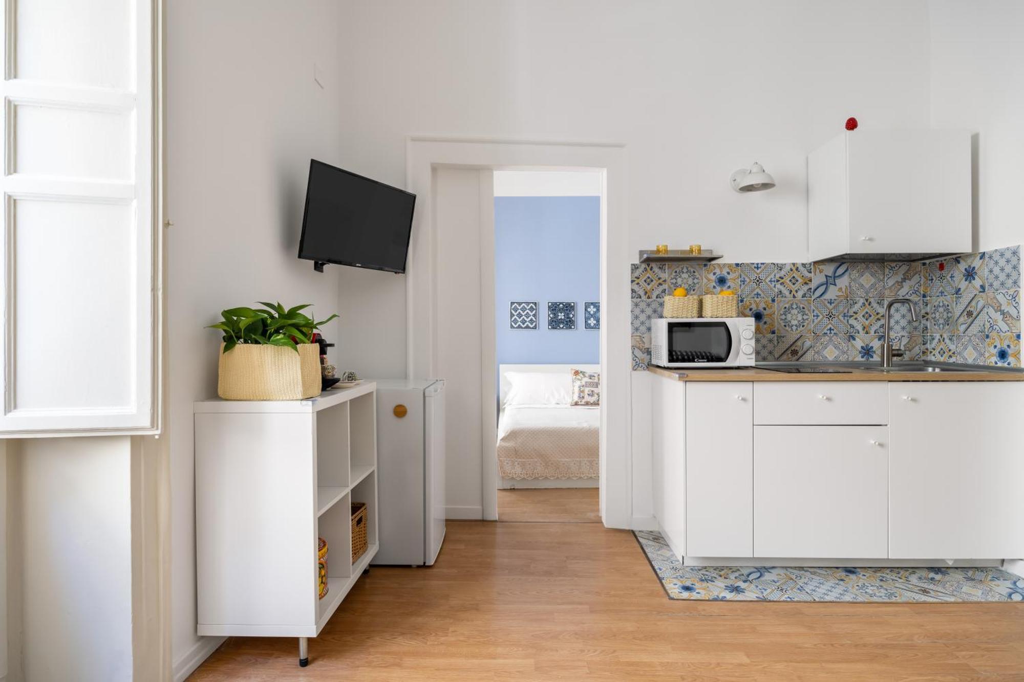 Agata E Rosalia 2 Bedroom Flat At The Quattro Canti *